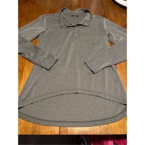 Merrell Womens Tunic Select Performix Big Snap High Low Gray Stretch Top Size L